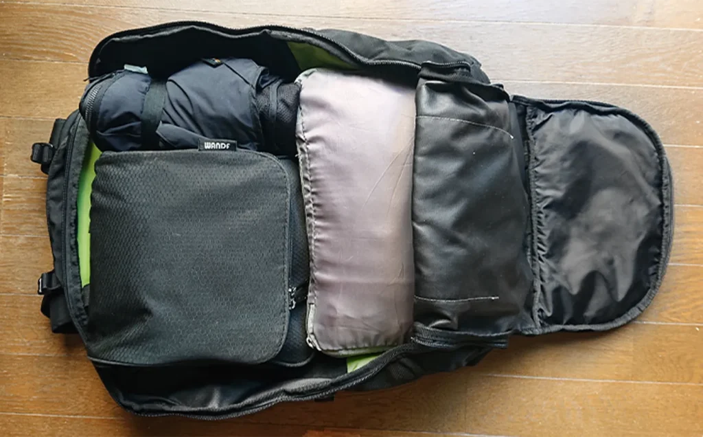 karrimor tribute40に詰めた一ヶ月の旅行の荷物
