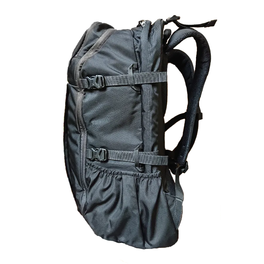 Karrimor tribute 40のコンプレッションストラップ