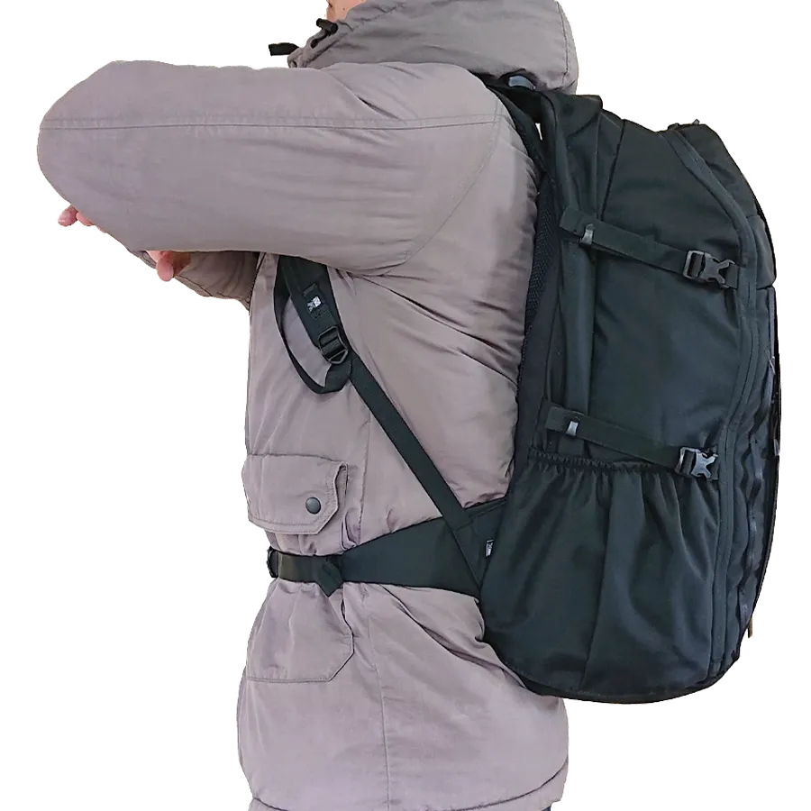 karrimor tribute40の2025年版のウエストベルトを装着