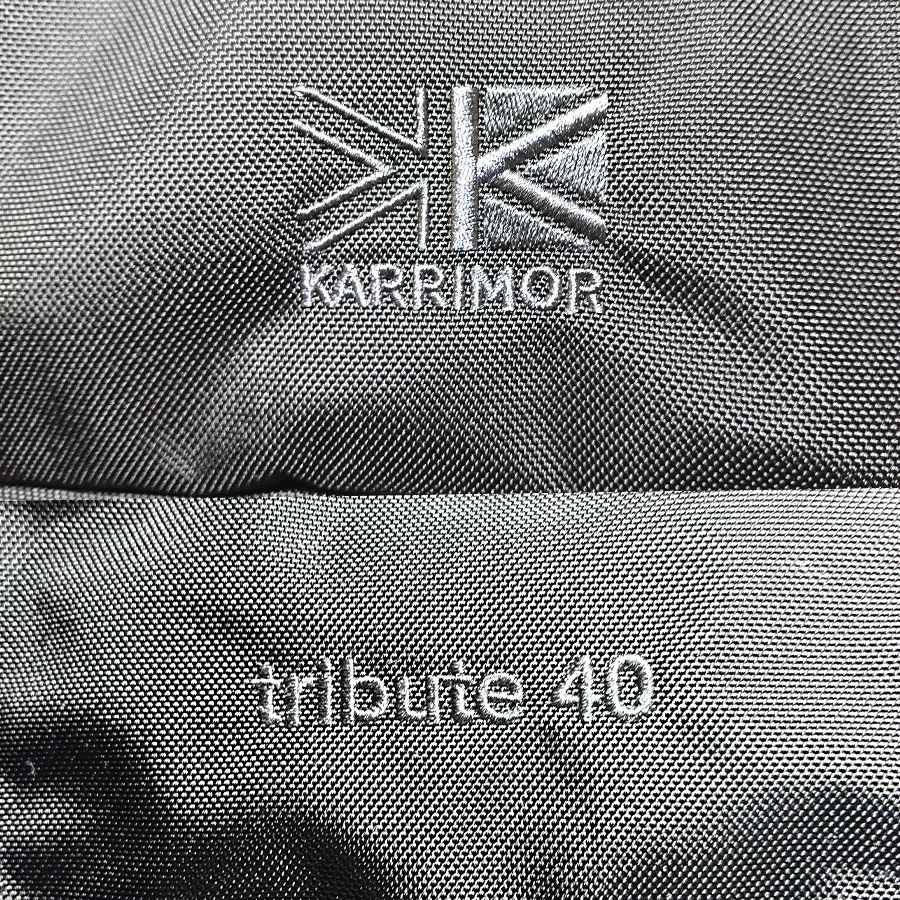 karrimor tribute40 2025年版のロゴ
