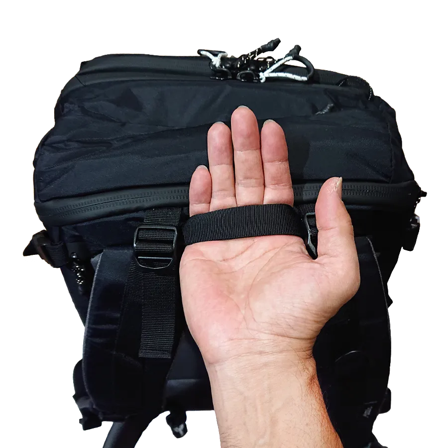 Matador GlobeRider35の背面部の持ち手