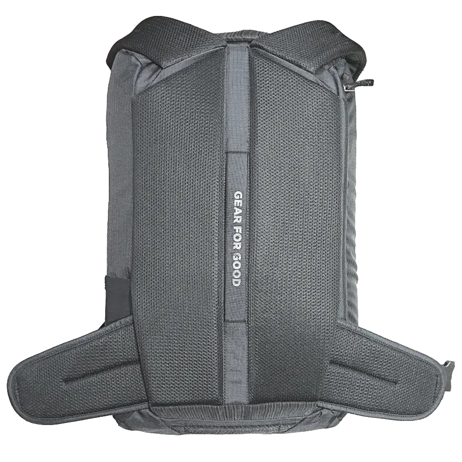 Cotopaxi Allpa35のウエストベルト・背面パネル