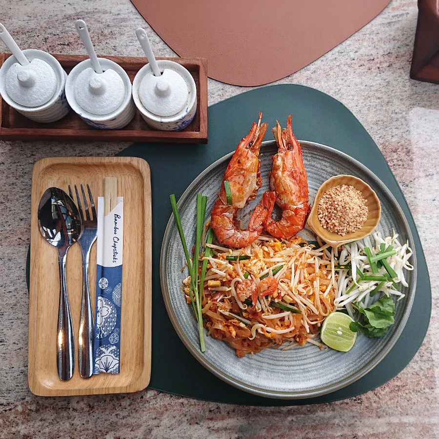 Pad LayのRiver prawn padthai
