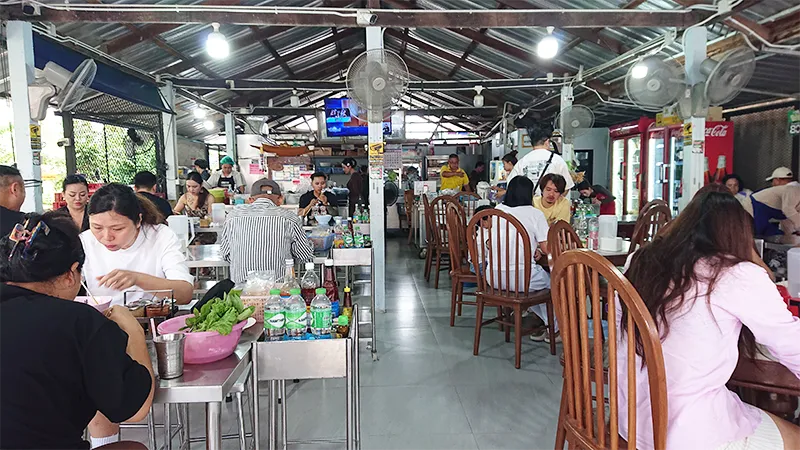 Tong Chon Wua　店内