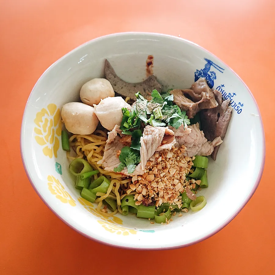 ポークの汁なし中華麺